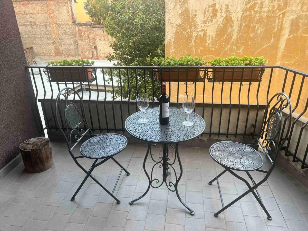 Apartment Close To Duomo Милан Экстерьер фото