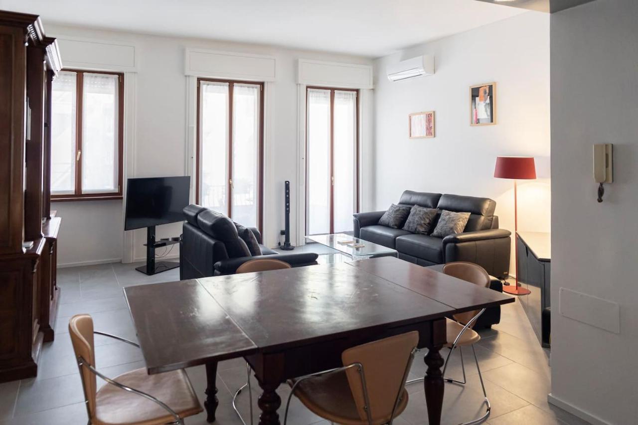 Apartment Close To Duomo Милан Экстерьер фото