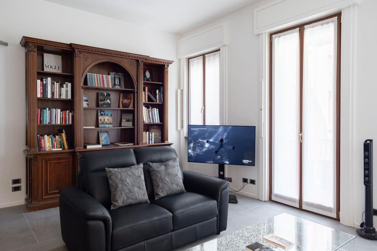 Apartment Close To Duomo Милан Экстерьер фото